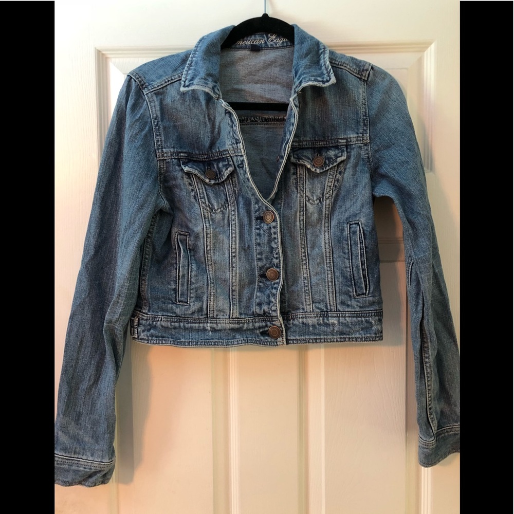 American Eagle Crop Jean Jacket M